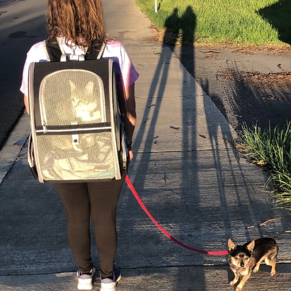 Meet Your Posher - Picture 3 of 13